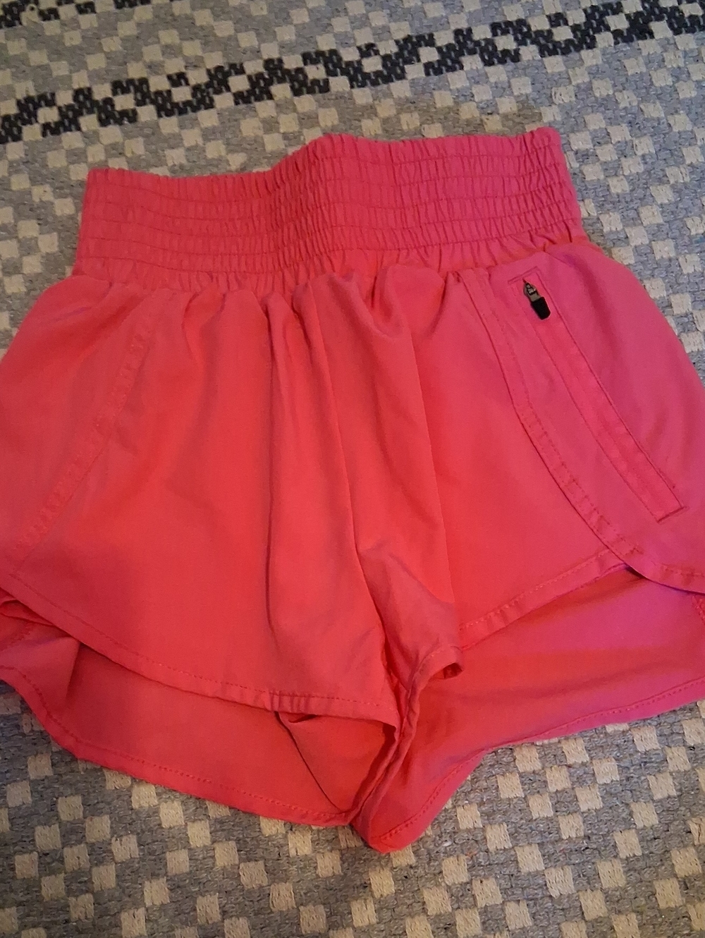 Women’s Pink Elastic-Waist Shorts